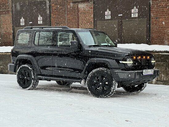 Tank 300 2.0 4WD AT (220 л.с.) Adventure