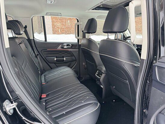 Tank 300 2.0 4WD AT (220 л.с.) Adventure