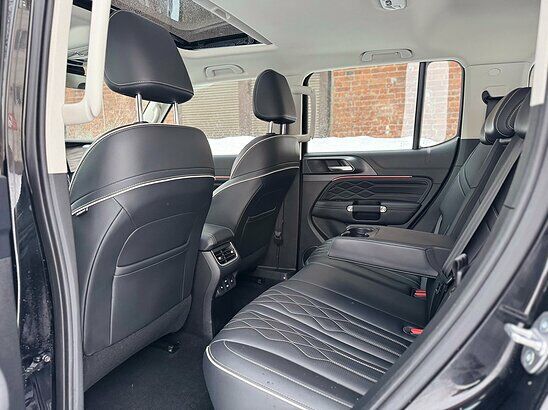 Tank 300 2.0 4WD AT (220 л.с.) Adventure