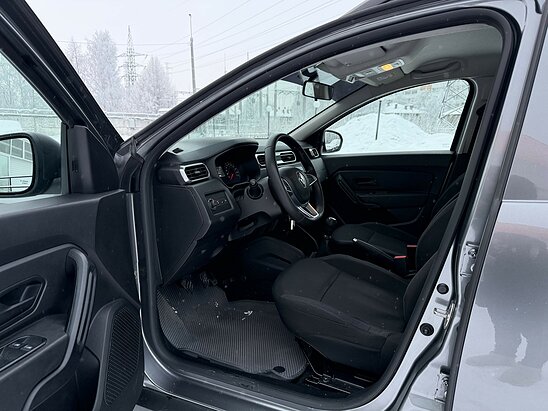 Renault Duster 2.0 4WD MT (143 л.с.) Drive