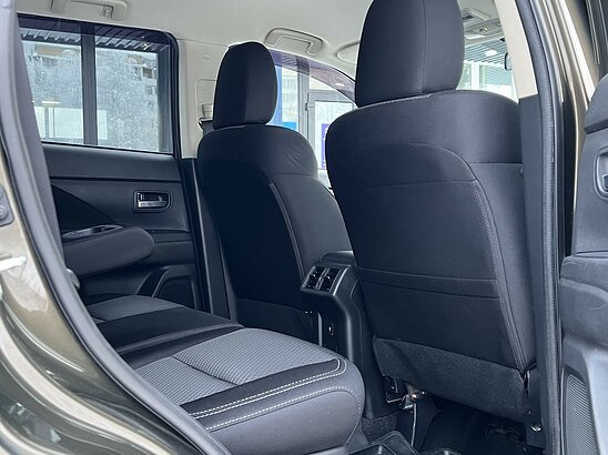 Mitsubishi Outlander 2.0 4WD CVT (146 л.с.) Intense+