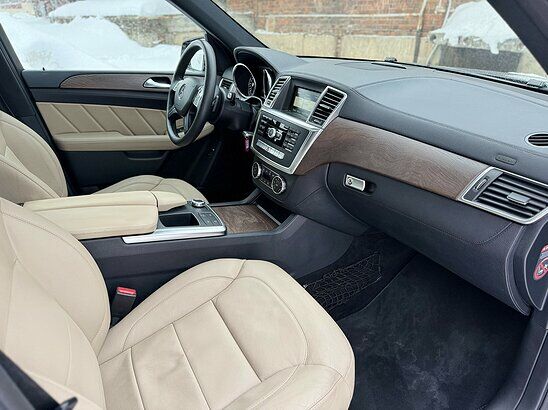 Mercedes-Benz GL-класс GL 350d 3.0 4MATIC 7G-Tronic (249 л.с.) Особая серия