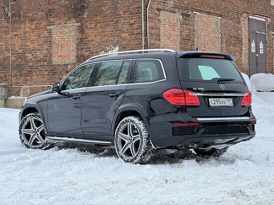 Mercedes-Benz GL-класс GL 350d 3.0 4MATIC 7G-Tronic (249 л.с.) Особая серия