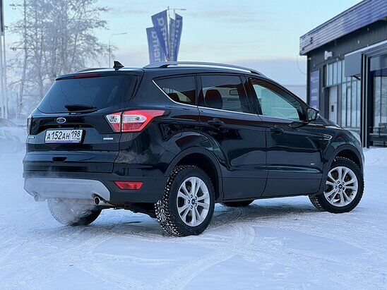 Ford Kuga 1.5 EcoBoost 4WD AT (150 л.с.) Titanium