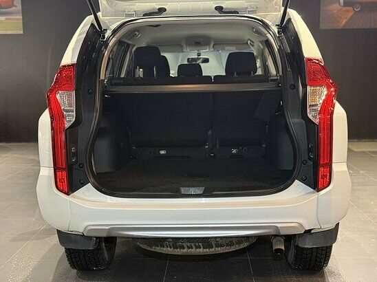 Mitsubishi Pajero Sport 2.4 4WD MT (181 л.с.) Invite