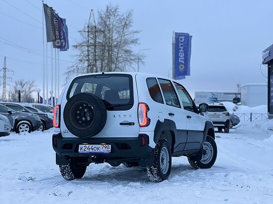 ВАЗ (LADA) Niva Travel 1.7 MT (80 л.с.) Classic