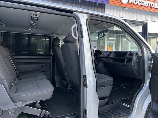 Volkswagen Caravelle 2.0 TDI MT (150 л.с.)