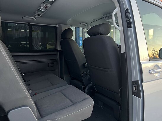 Volkswagen Caravelle 2.0 TDI MT (150 л.с.)