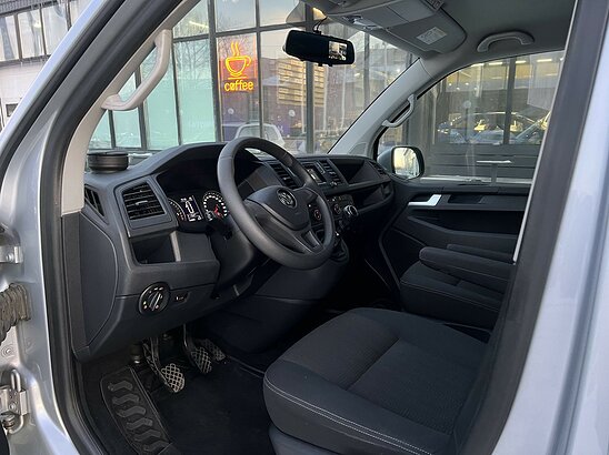 Volkswagen Caravelle 2.0 TDI MT (150 л.с.)