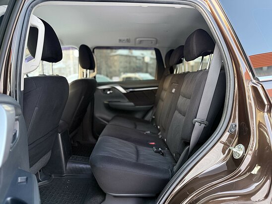 Mitsubishi Pajero Sport 2.4 4WD MT (181 л.с.) Invite