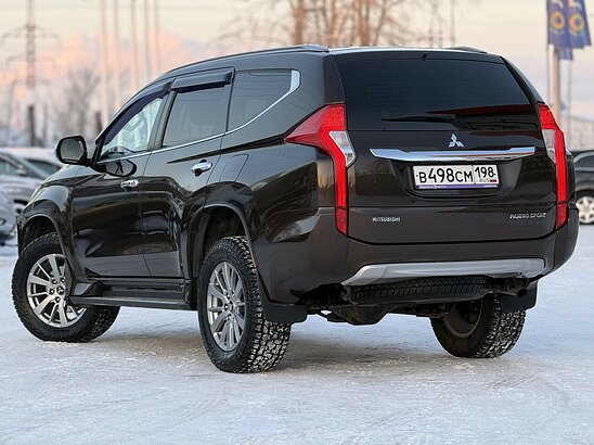 Mitsubishi Pajero Sport 2.4 4WD MT (181 л.с.) Invite
