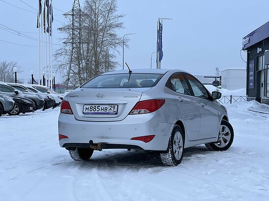 Hyundai Solaris 1.4 MT (107 л.с.) Comfort