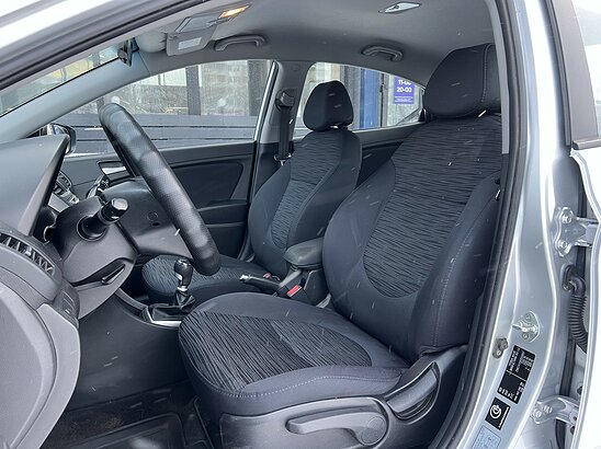 Hyundai Solaris 1.4 MT (107 л.с.) Comfort