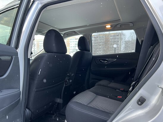 Nissan X-Trail 2.0 4WD CVT (144 л.с.) SE Top