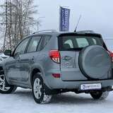 Toyota RAV4 2.4 4WD AT (170 л.с.) Сол