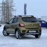 Renault Sandero Stepway 1.6 MT (82 л.с.) Confort