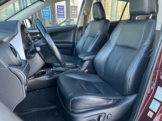 Toyota RAV4 2.0 4WD CVT (146 л.с.) Prestige