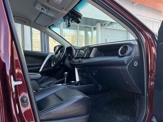 Toyota RAV4 2.0 4WD CVT (146 л.с.) Prestige