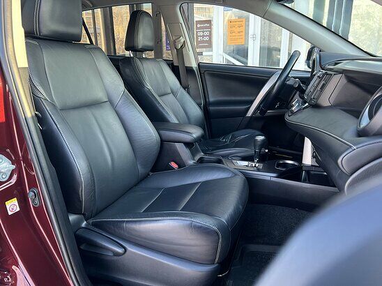 Toyota RAV4 2.0 4WD CVT (146 л.с.) Prestige