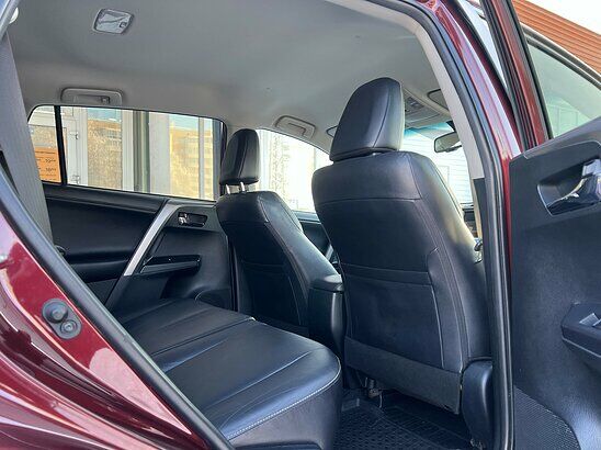 Toyota RAV4 2.0 4WD CVT (146 л.с.) Prestige