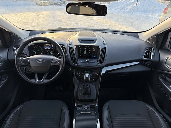 Ford Kuga 1.5 EcoBoost 4WD AT (150 л.с.) Titanium Plus