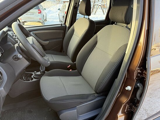 Renault Duster 1.6 4WD MT (114 л.с.) Drive