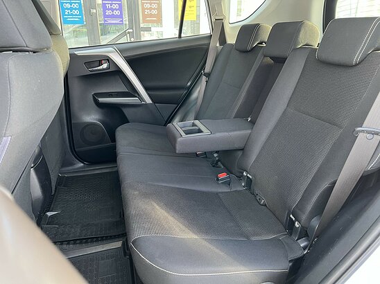 Toyota RAV4 2.0 4WD CVT (146 л.с.) Comfort