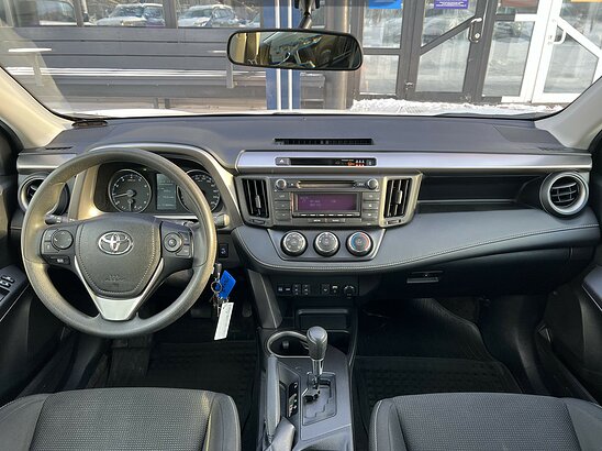 Toyota RAV4 2.0 4WD CVT (146 л.с.) Comfort
