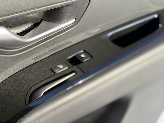 Hyundai Tucson 2.0 4WD AT (150 л.с.) High-Tech