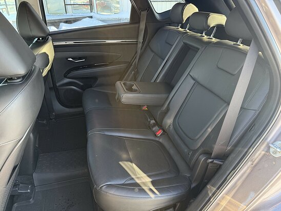 Hyundai Tucson 2.0 4WD AT (150 л.с.) High-Tech