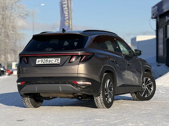 Hyundai Tucson 2.0 4WD AT (150 л.с.) High-Tech