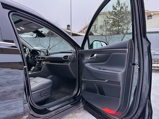 Hyundai Santa Fe 2.2 CRDi 4WD AT (200 л.с.) High-Tech