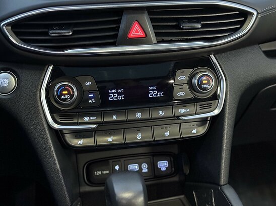 Hyundai Santa Fe 2.2 CRDi 4WD AT (200 л.с.) High-Tech