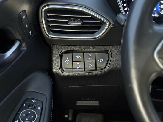 Hyundai Santa Fe 2.2 CRDi 4WD AT (200 л.с.) High-Tech