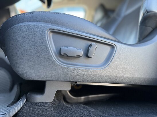 Mitsubishi Pajero Sport 2.4 D 4WD AT (181 л.с.) Instyle