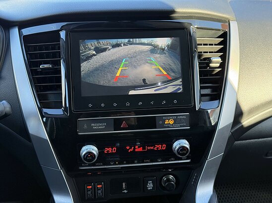 Mitsubishi Pajero Sport 2.4 D 4WD AT (181 л.с.) Instyle