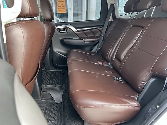 Mitsubishi Pajero Sport 2.4 DI-D 4WD AT (181 л.с.) Intense