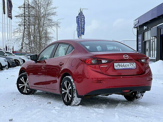 Mazda 3 1.6 MT (104 л.с.) Active