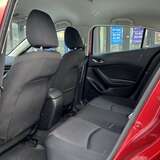 Mazda 3 1.6 MT (104 л.с.) Active