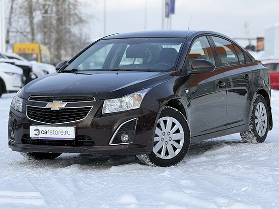 Chevrolet Cruze 1.8 MT (141 л.с.) LT
