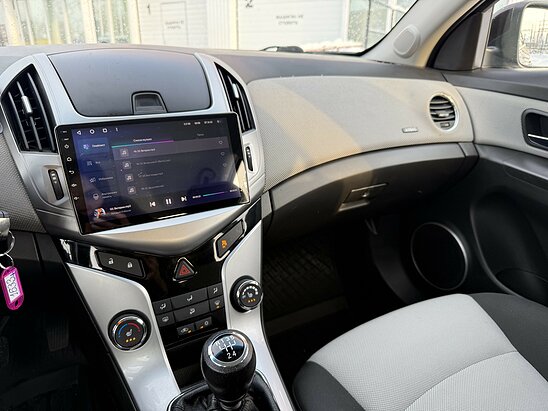 Chevrolet Cruze 1.8 MT (141 л.с.) LT