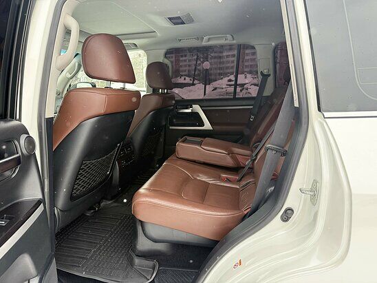 Toyota Land Cruiser 4.5 D AT (249 л.с.) 5 мест Luxe Safety