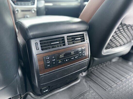 Toyota Land Cruiser 4.5 D AT (249 л.с.) 5 мест Luxe Safety