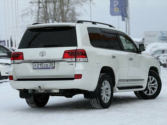 Toyota Land Cruiser 4.5 D AT (249 л.с.) 5 мест Luxe Safety