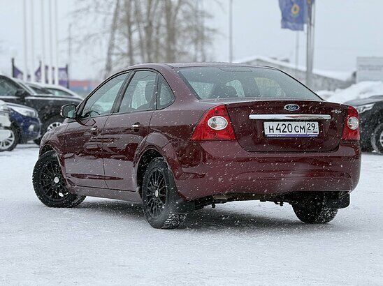 Ford Focus 1.6 MT (115 л.с.) Comfort
