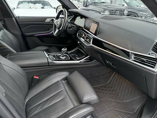 BMW X7 M50d 3.0 xDrive Steptronic (400 л.с.) Special