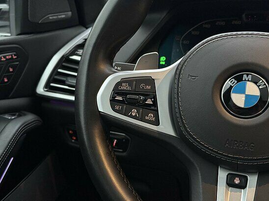 BMW X7 M50d 3.0 xDrive Steptronic (400 л.с.) Special