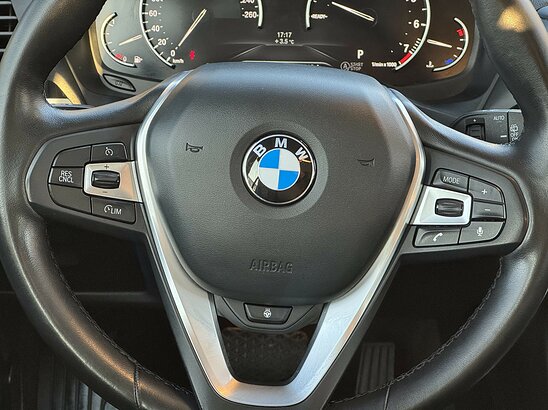 BMW X3 20i 2.0 xDrive Steptronic (184 л.с.)