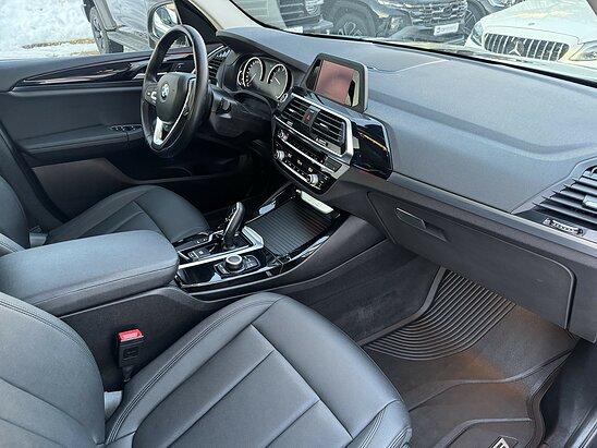 BMW X3 20i 2.0 xDrive Steptronic (184 л.с.)