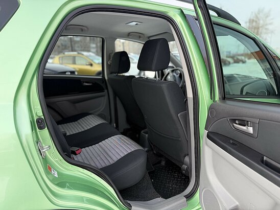 Suzuki SX4 1.6 4WD MT (107 л.с.) GL-X